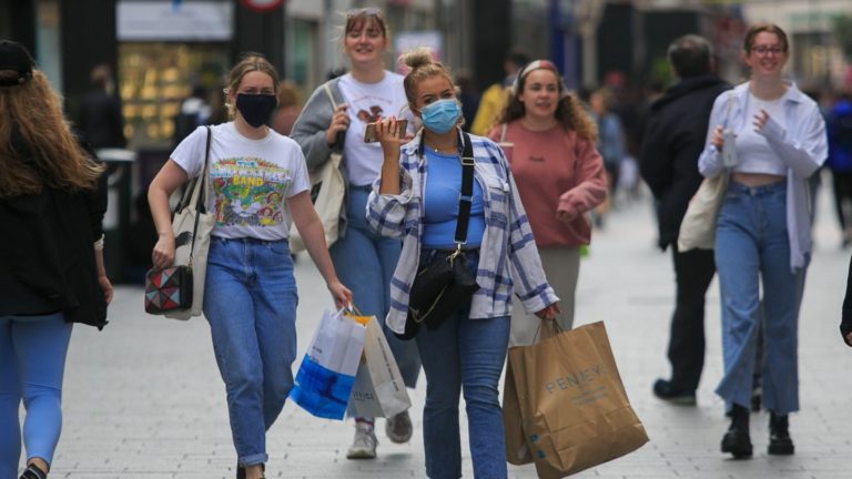 L’economia irlandese crescerà del 13,6% entro la fine del 2021, mentre il tasso di disoccupazione scende al 7%